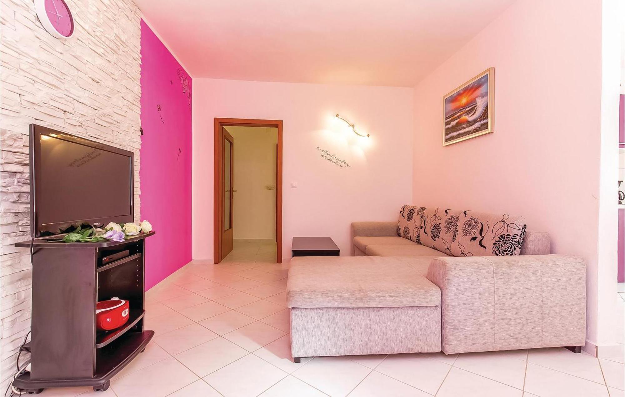 Awesome Apartment In Dobrinj With Wifi Dış mekan fotoğraf